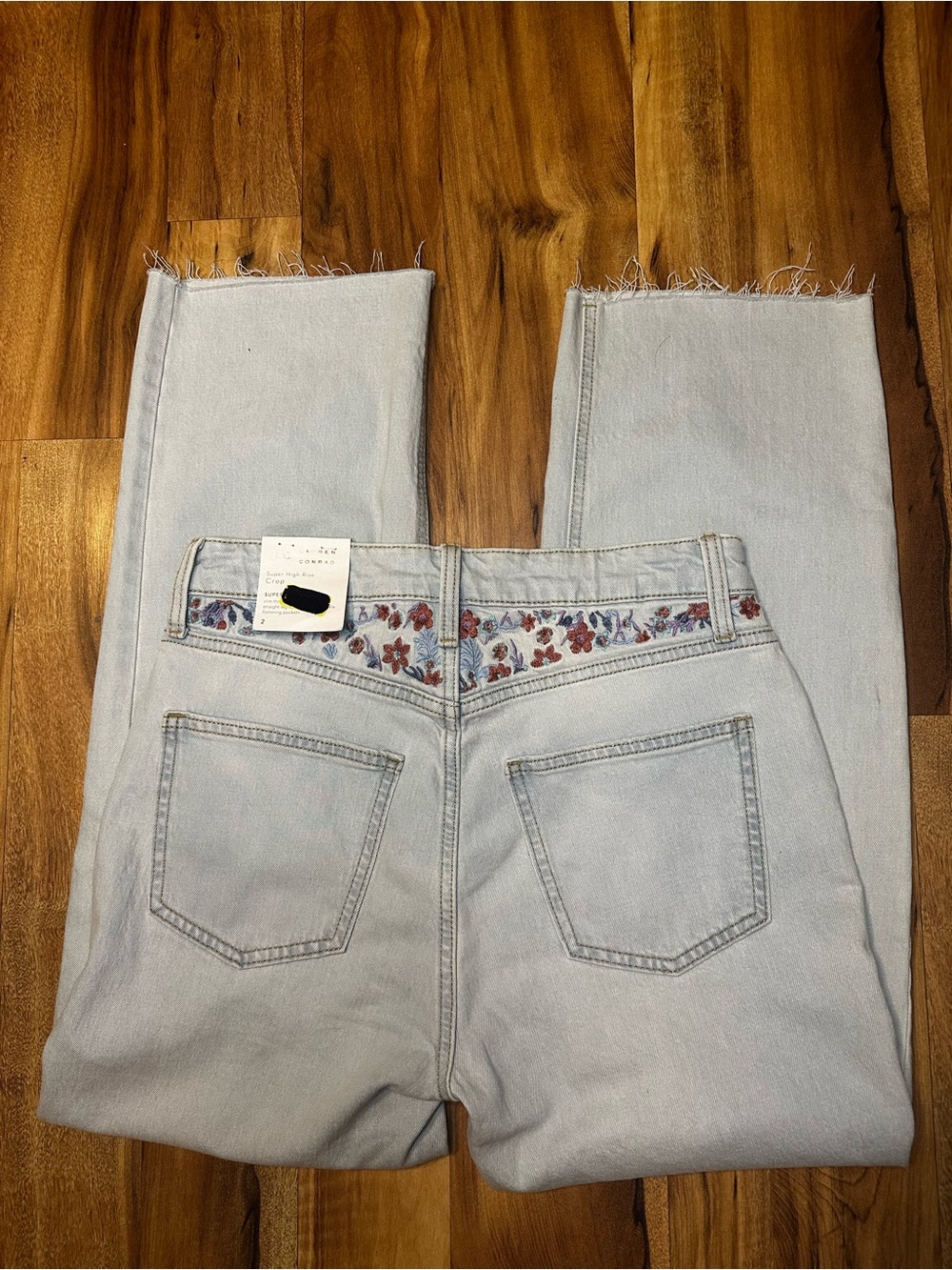LC Lauren Conrad NWT Floral Embroidered Crop Wide Leg Jeans Women’s Size 2 Light
